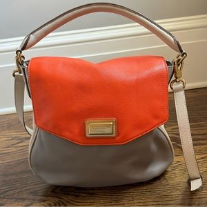 Like brand new: Marc Jacob’s pebbled leather cross body hobo bag - PERFECT